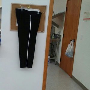 🆕 Lg sizes Ladies skinny pants 🆕